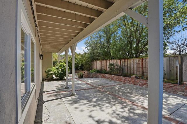 1518 Spinnaker Lane, Half Moon Bay, CA 94019