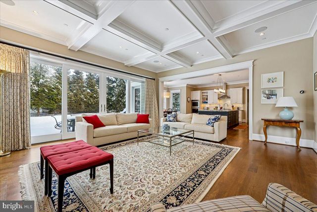 5709 OLDCHESTER RD, Bethesda, MD 20817