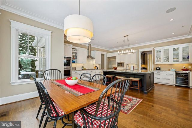 5709 OLDCHESTER RD, Bethesda, MD 20817