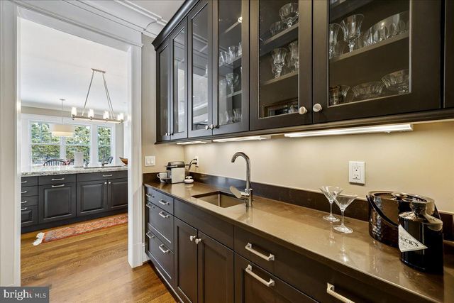 5709 OLDCHESTER RD, Bethesda, MD 20817