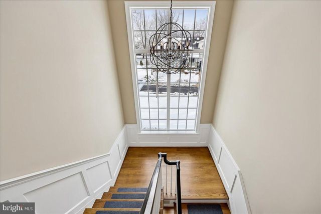 5709 OLDCHESTER RD, Bethesda, MD 20817