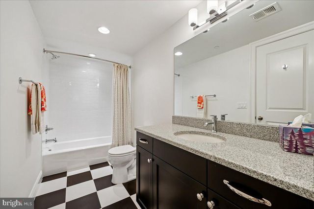 5709 OLDCHESTER RD, Bethesda, MD 20817