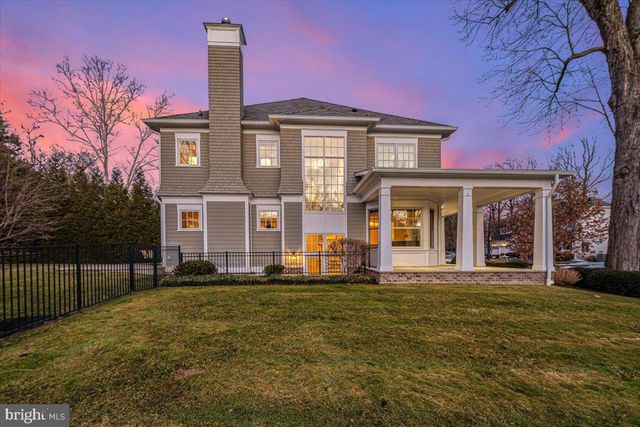 5709 OLDCHESTER RD, Bethesda, MD 20817