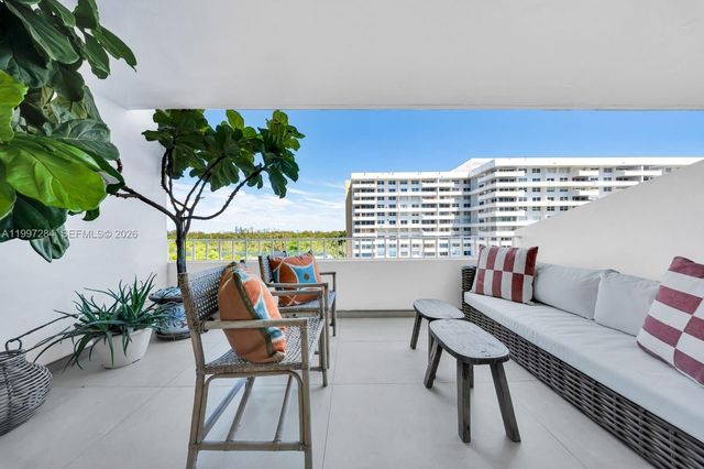 199 Ocean Lane Dr 602, Key Biscayne, FL 33149