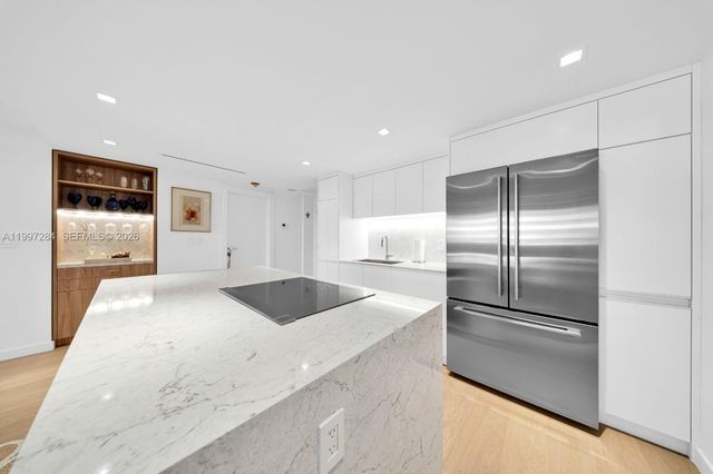 199 Ocean Lane Dr 602, Key Biscayne, FL 33149