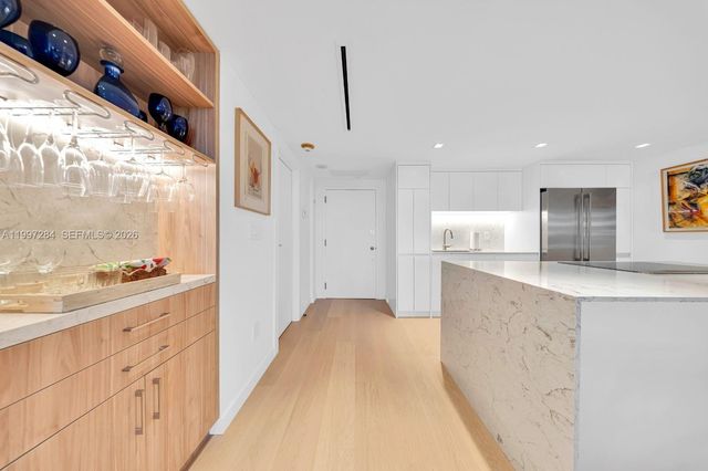 199 Ocean Lane Dr 602, Key Biscayne, FL 33149