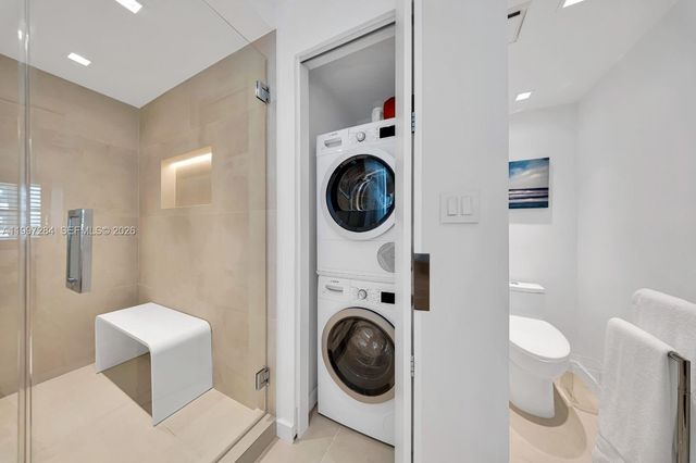 199 Ocean Lane Dr 602, Key Biscayne, FL 33149