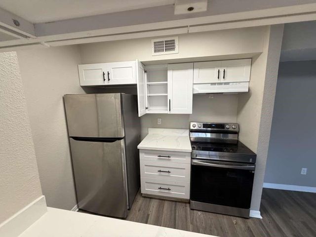 250 El Dorado Boulevard 190, Houston, TX 77598