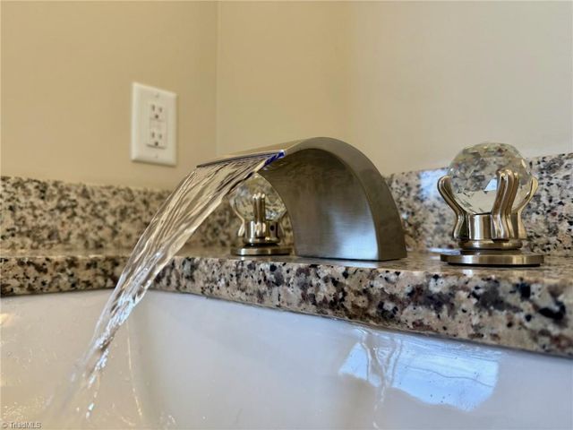 2212 Becks Church Road, Lexington, NC 27292
