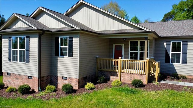 2212 Becks Church Road, Lexington, NC 27292