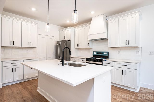 2157 Anchor Lane, Connelly Springs, NC 28612