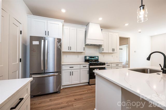 2157 Anchor Lane, Connelly Springs, NC 28612