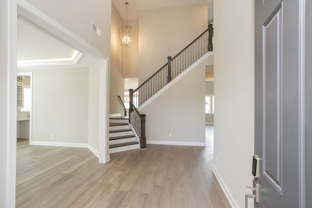 5952 Hunt Valley Drive, Spring Hill, TN 37174