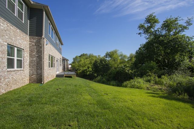 5952 Hunt Valley Drive, Spring Hill, TN 37174