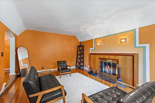 7306 Parkdale Avenue, Cincinnati, OH 45237