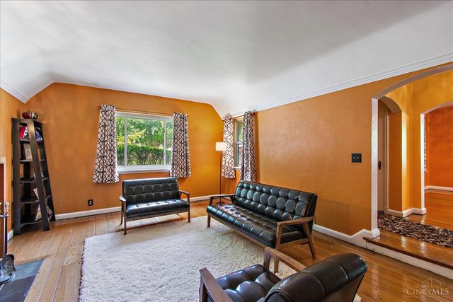 7306 Parkdale Avenue, Cincinnati, OH 45237