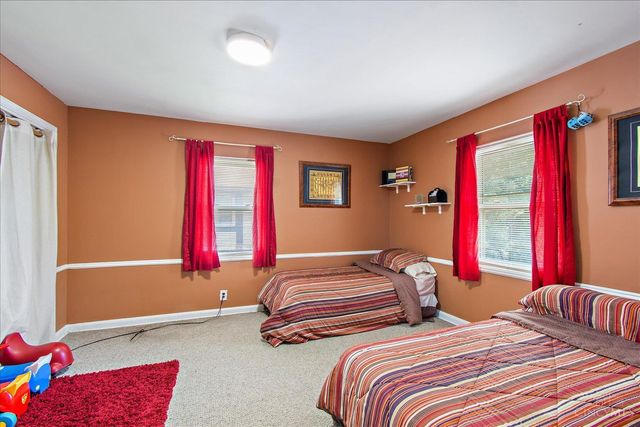 7306 Parkdale Avenue, Cincinnati, OH 45237