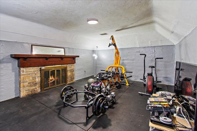 7306 Parkdale Avenue, Cincinnati, OH 45237