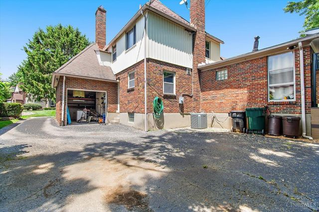 7306 Parkdale Avenue, Cincinnati, OH 45237