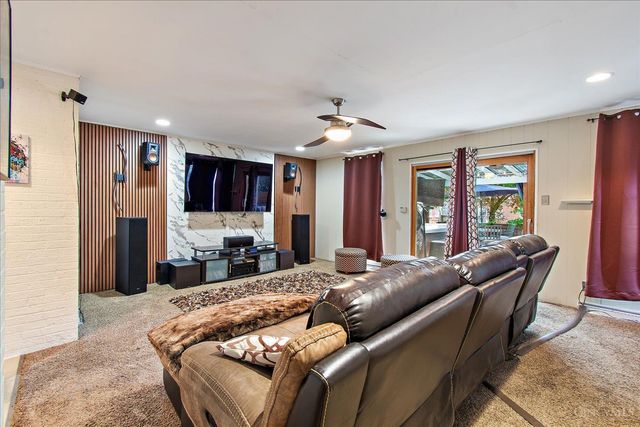 7306 Parkdale Avenue, Cincinnati, OH 45237