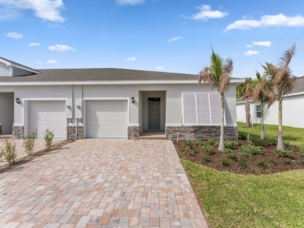 8947 Orchid Reserve Circle, Sebastian, FL 32967