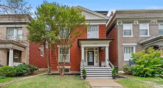 6158 Washington Boulevard, St Louis, MO 63112