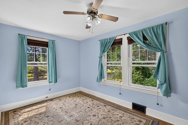 46 Tilton Ave, Lunenburg, MA 01462