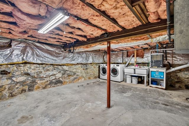 46 Tilton Ave, Lunenburg, MA 01462