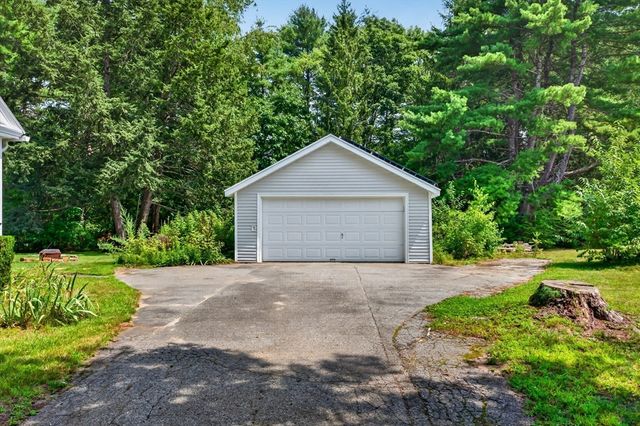 46 Tilton Ave, Lunenburg, MA 01462
