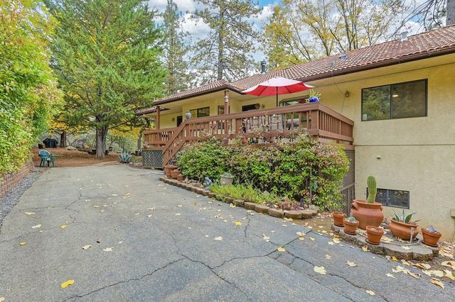 20860 Todd Valley Rd, Foresthill, CA 95631