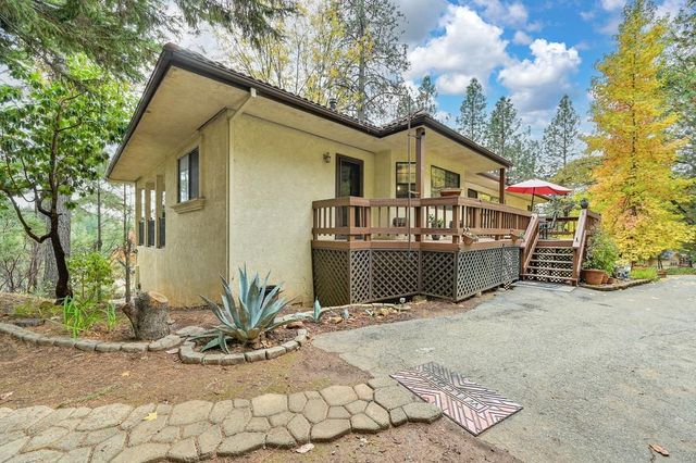 20860 Todd Valley Rd, Foresthill, CA 95631