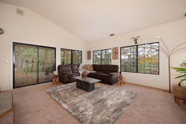 20860 Todd Valley Rd, Foresthill, CA 95631