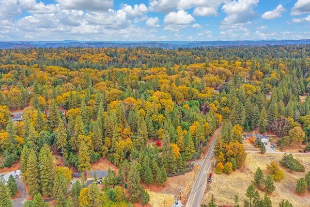 20860 Todd Valley Rd, Foresthill, CA 95631