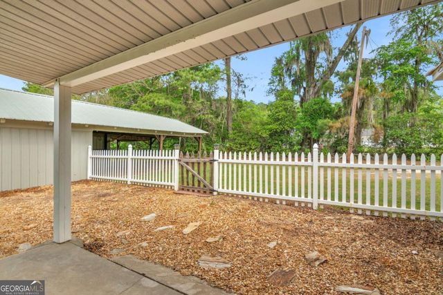5837 Youmans Chapel Road, Blackshear, GA 31516