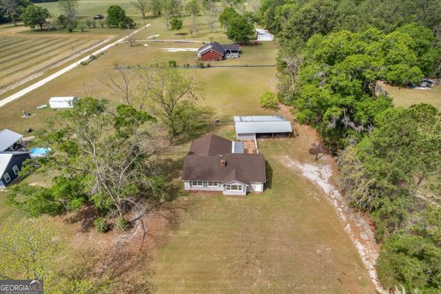 5837 Youmans Chapel Road, Blackshear, GA 31516