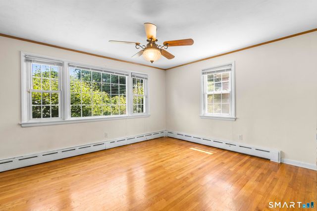 33 Garrassino Place, Waterbury, CT 06706
