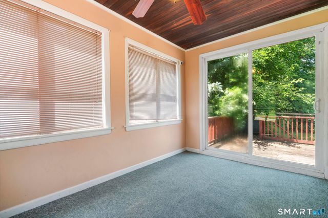 33 Garrassino Place, Waterbury, CT 06706