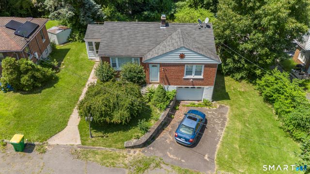 33 Garrassino Place, Waterbury, CT 06706