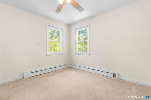 33 Garrassino Place, Waterbury, CT 06706