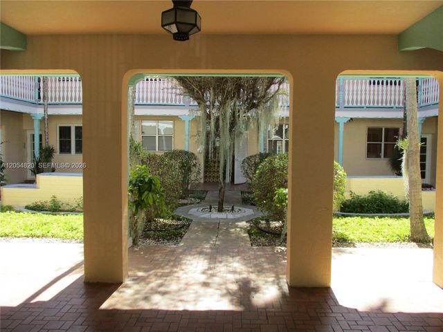 736 13 Street 112, Miami Beach, FL 33139
