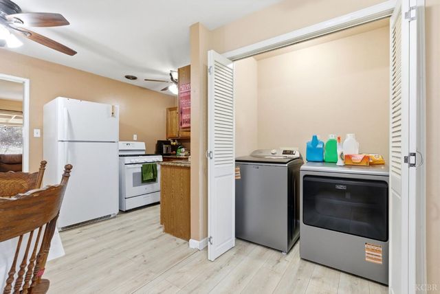 469 Pomegranate, Woodlake, CA 93286