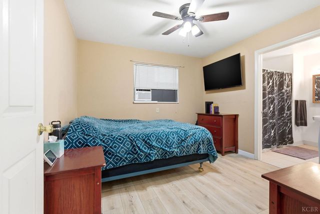 469 Pomegranate, Woodlake, CA 93286