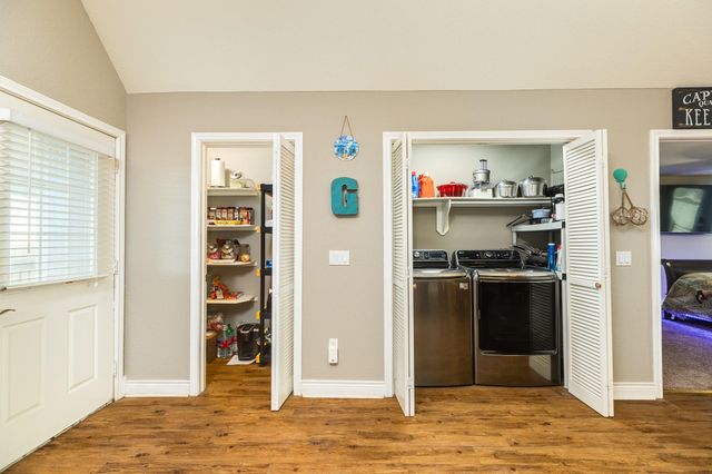 56 Marlin Lane, Freeport, TX 77541