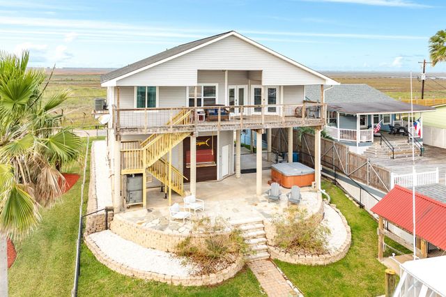 56 Marlin Lane, Freeport, TX 77541