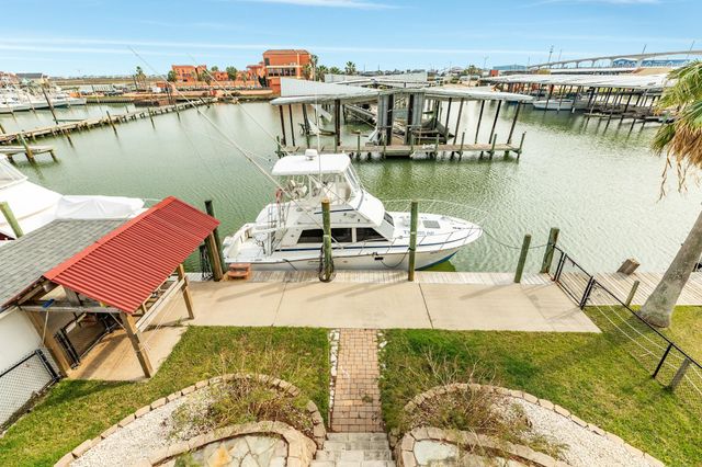 56 Marlin Lane, Freeport, TX 77541