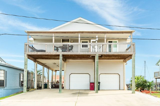 56 Marlin Lane, Freeport, TX 77541