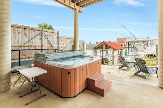 56 Marlin Lane, Freeport, TX 77541