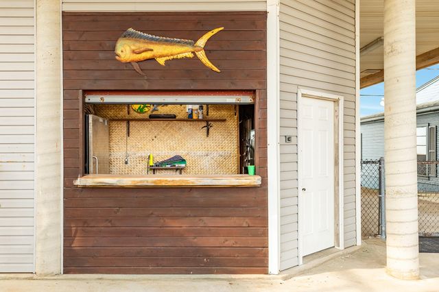 56 Marlin Lane, Freeport, TX 77541