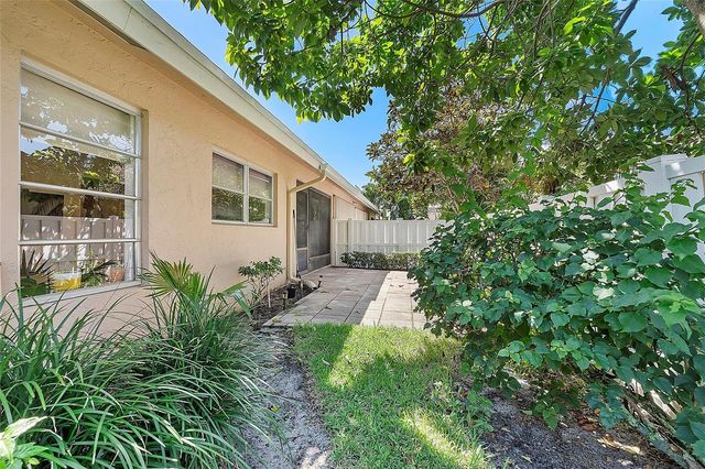 8230 Springtree Road, Boca Raton, FL 33496
