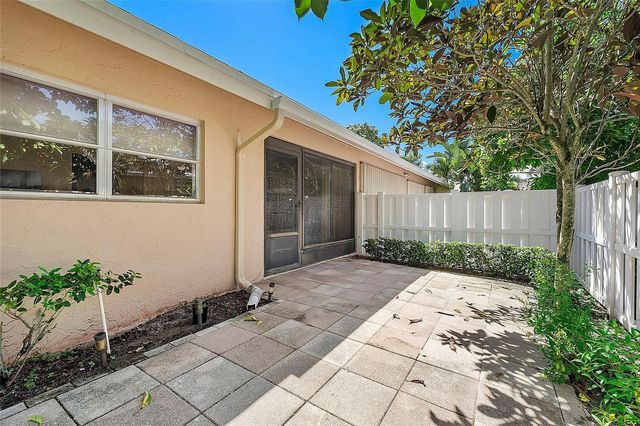 8230 Springtree Road, Boca Raton, FL 33496